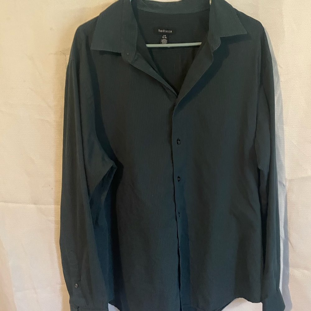 Men's Green Button-Up Dress Shirt